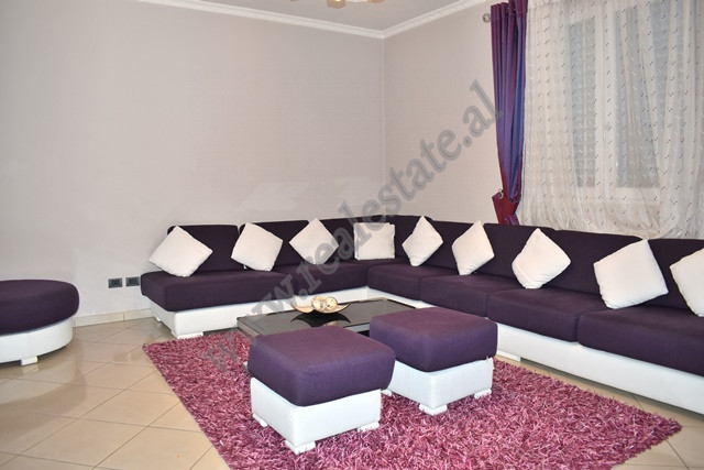 Two-story villa for rent in Ramazan Begu Street in Tirana.
It has a land area of 290m2 and a buildi